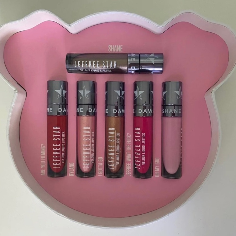{JSCxShane Dawson Velour Liquid Lip Kit}